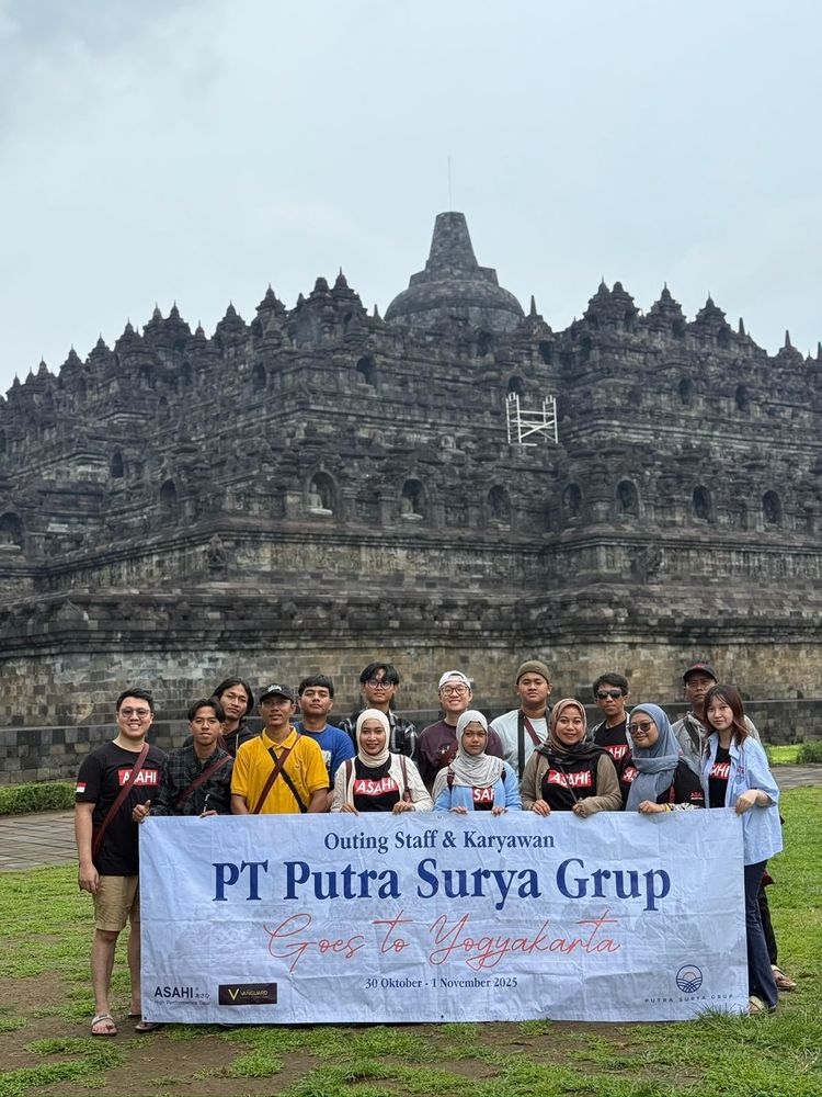 Outing tim Asahi ke Yogyakarta